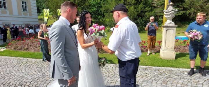 FM Alexander Schlüter landet im Hafen der Ehe